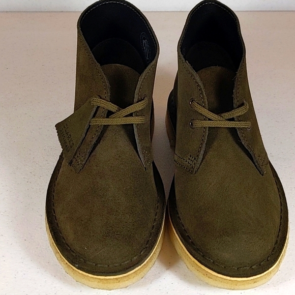 Clarks Desert Boot Dark Olive - Picture 3 of 8